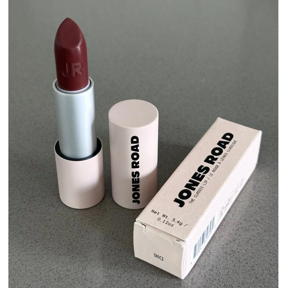 Jones Road The Classic Lipstick Cognac